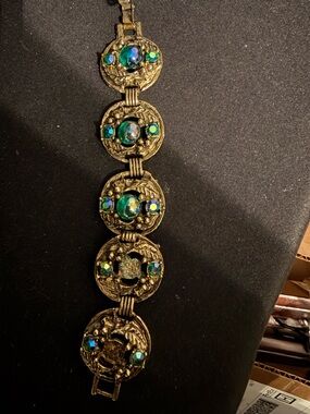 READ 6.5” Vintage Link Statement Bracelet Silver Tone Metal Green Blue Cabochons